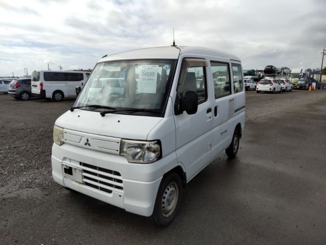 4550 Mitsubishi Minicab van U61Vｶｲ 2012 г. (LUM Nagoya Nyusatsu)